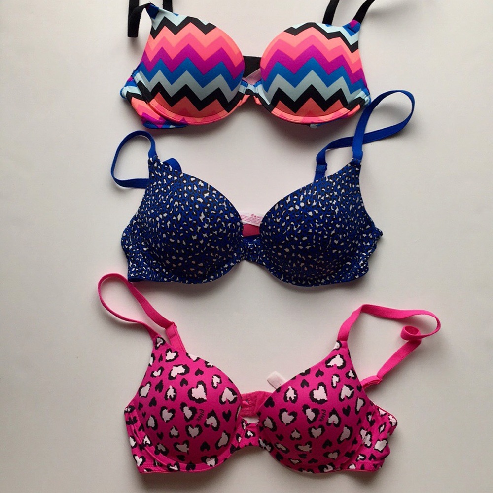 PINK 💖 Victoria Secret set of FIVE bras bundle